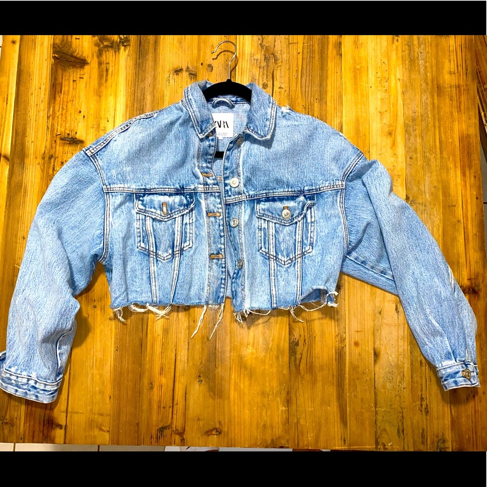 ZARA Frayed Cut, Cropped Jean Jacket